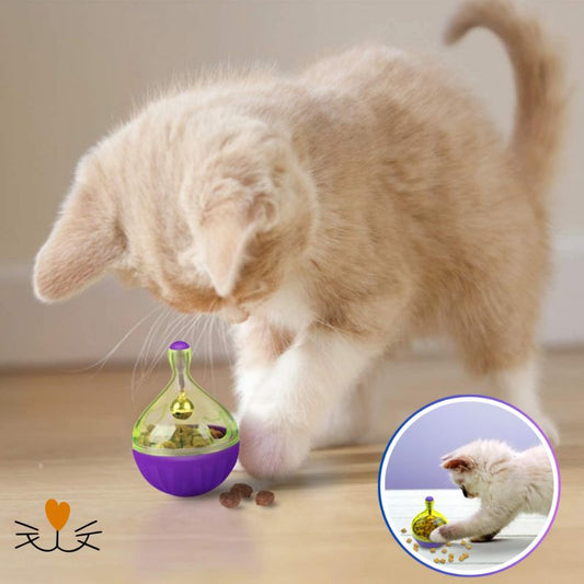Distributeur de croquettes pour chat