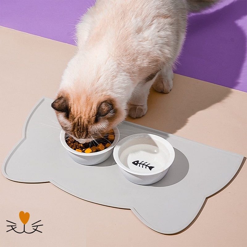tapis gamelle chat 